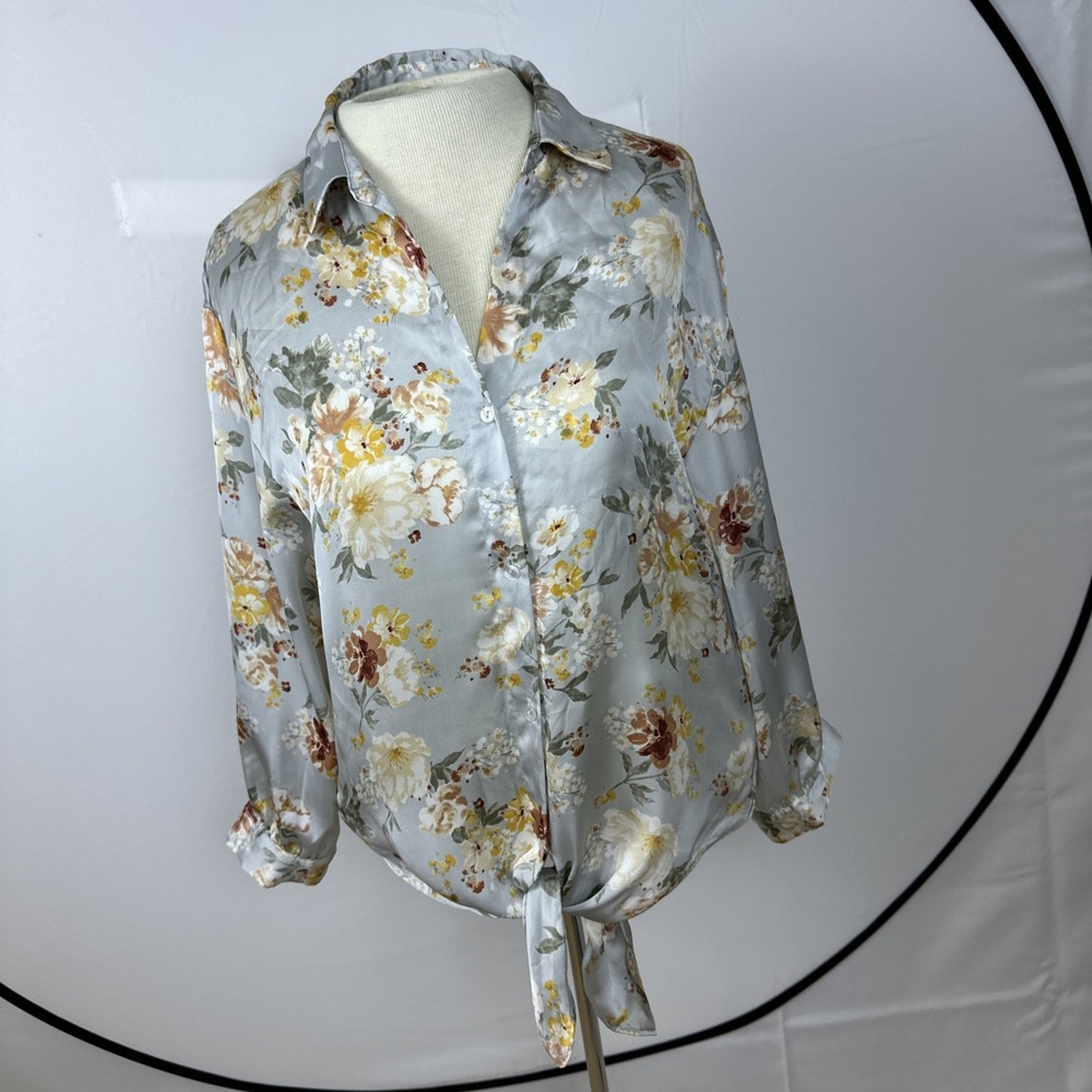 Cloud Chaser Women's Sz M Button Down Shirt Dusty Blue Yellow Orange Floral 3/4